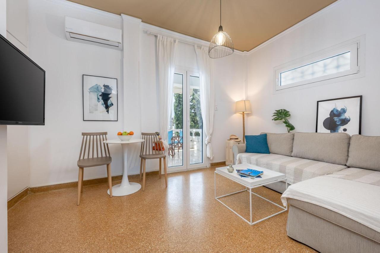 Breeze One Bedroom Apartment By Blupine Athens Exterior photo