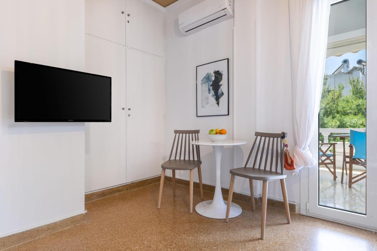Breeze One Bedroom Apartment By Blupine Athens Exterior photo